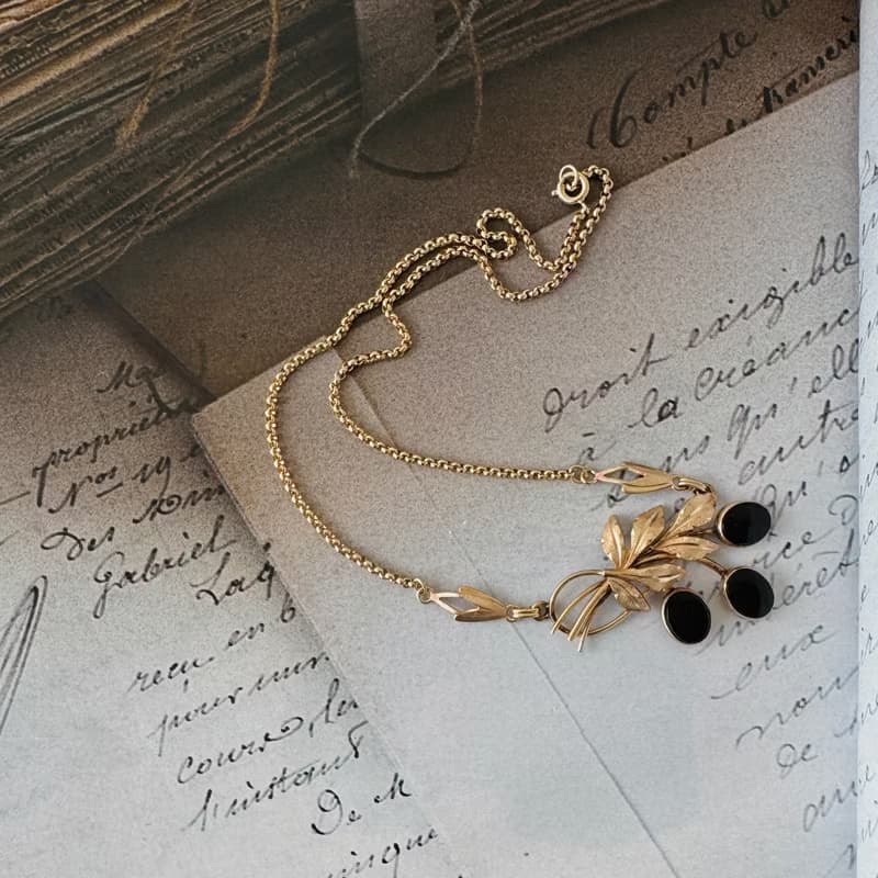 Vintage Van Dell 1950s necklace 12k goldfilled  black onyx stones USA jewelr