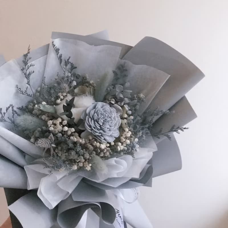 平價款花束 畢業花束 情人節花束 生日禮物 擴香花束 乾燥花 繡球
