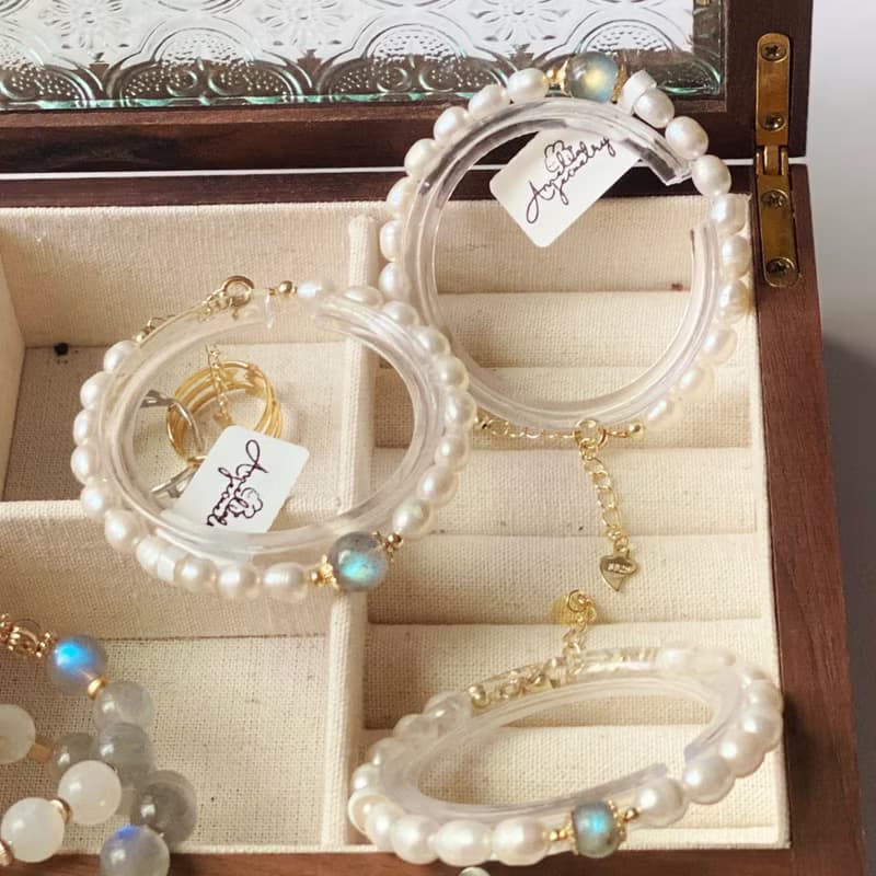 Amelia Jewelry丨飛魚述夢丨天然月光石灰月光淡水珍珠原創手鍊