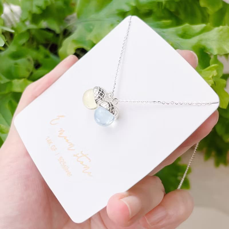 有時候假裝自己是菠蘿麵包的橡實果子 天然多寶石純銀項鍊