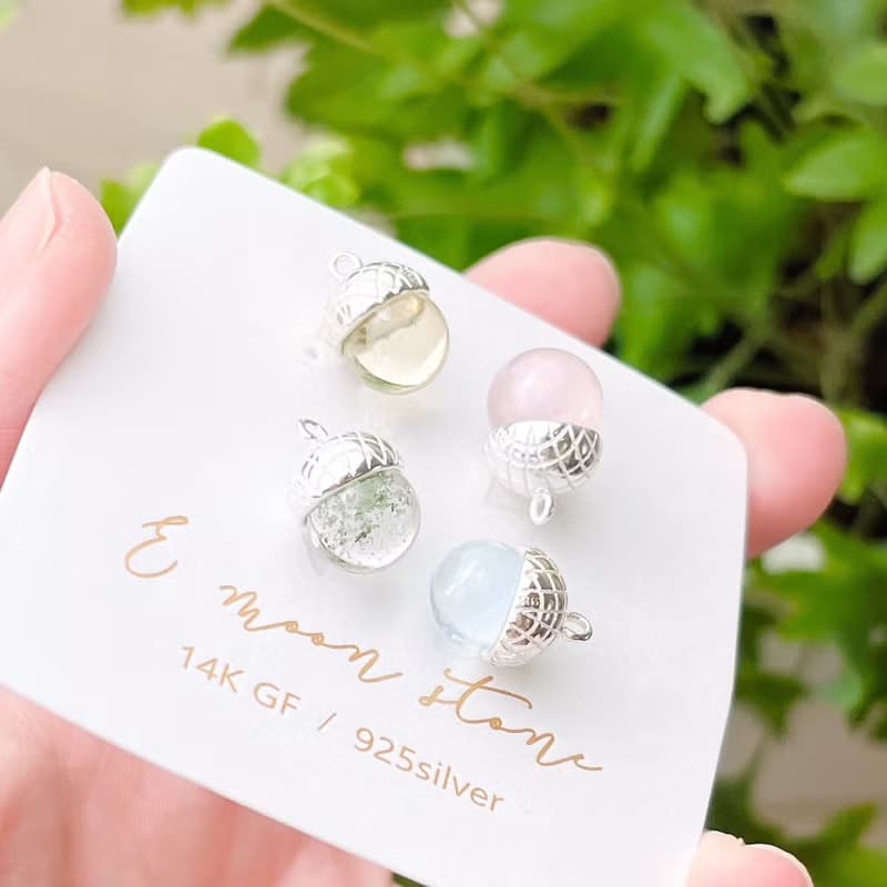 有時候假裝自己是菠蘿麵包的橡實果子 天然多寶石純銀項鍊