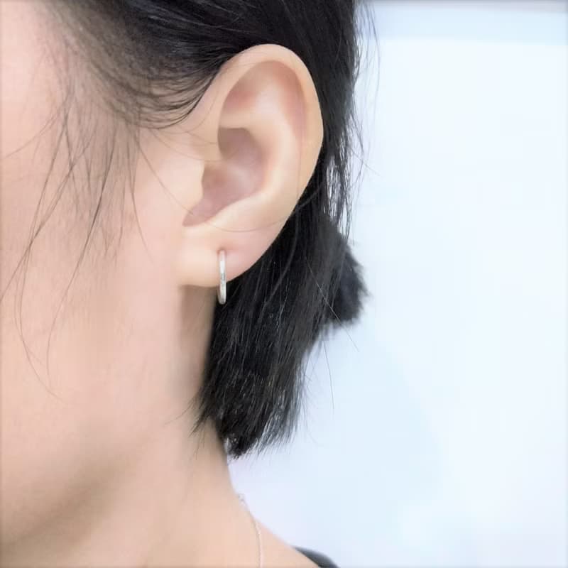 │簡約│素面彈簧耳夾 • 純銀 • 輕耳飾 • 一對售