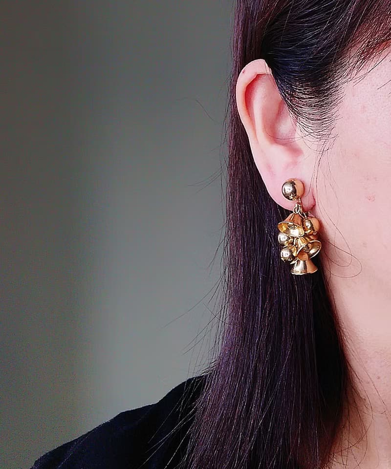 vintage jewelry  華麗金色鈴鐺  夾式耳環