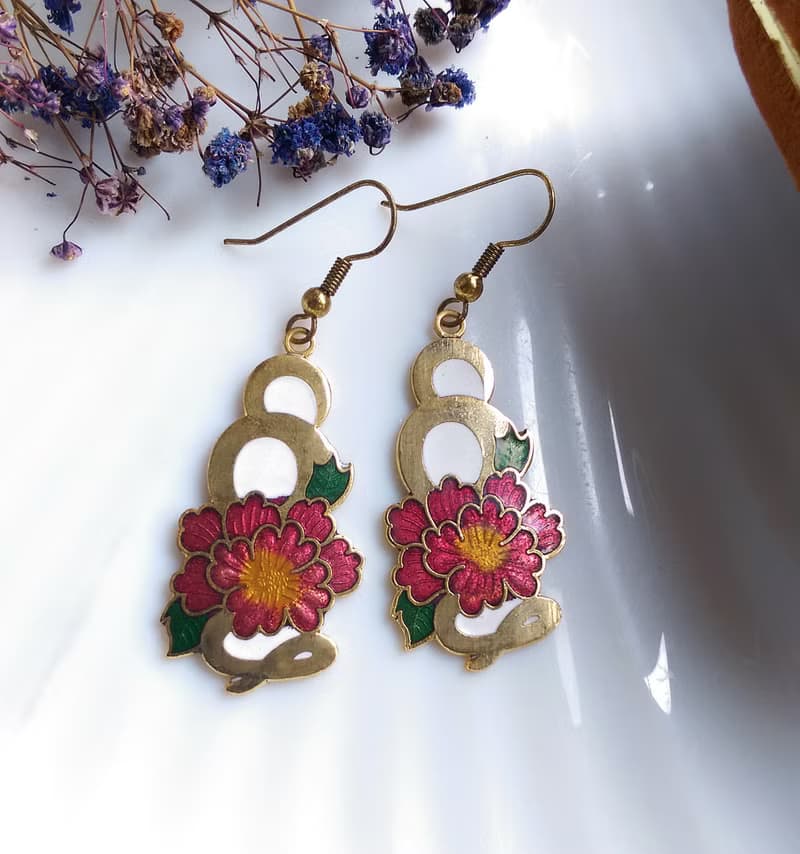 Vintage Jewelry 西洋古董飾品 纏繞 花卉 景泰藍 耳勾 針式耳環