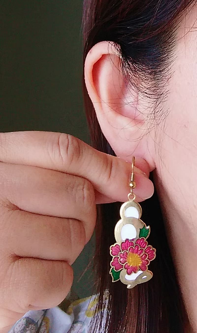 Vintage Jewelry 西洋古董飾品 纏繞 花卉 景泰藍 耳勾 針式耳環