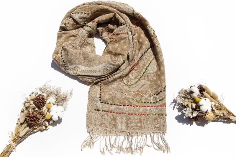 喀什米爾Cashmere/水煮羊毛披肩/針織圍巾/刺繡圍巾/羊絨披巾-花