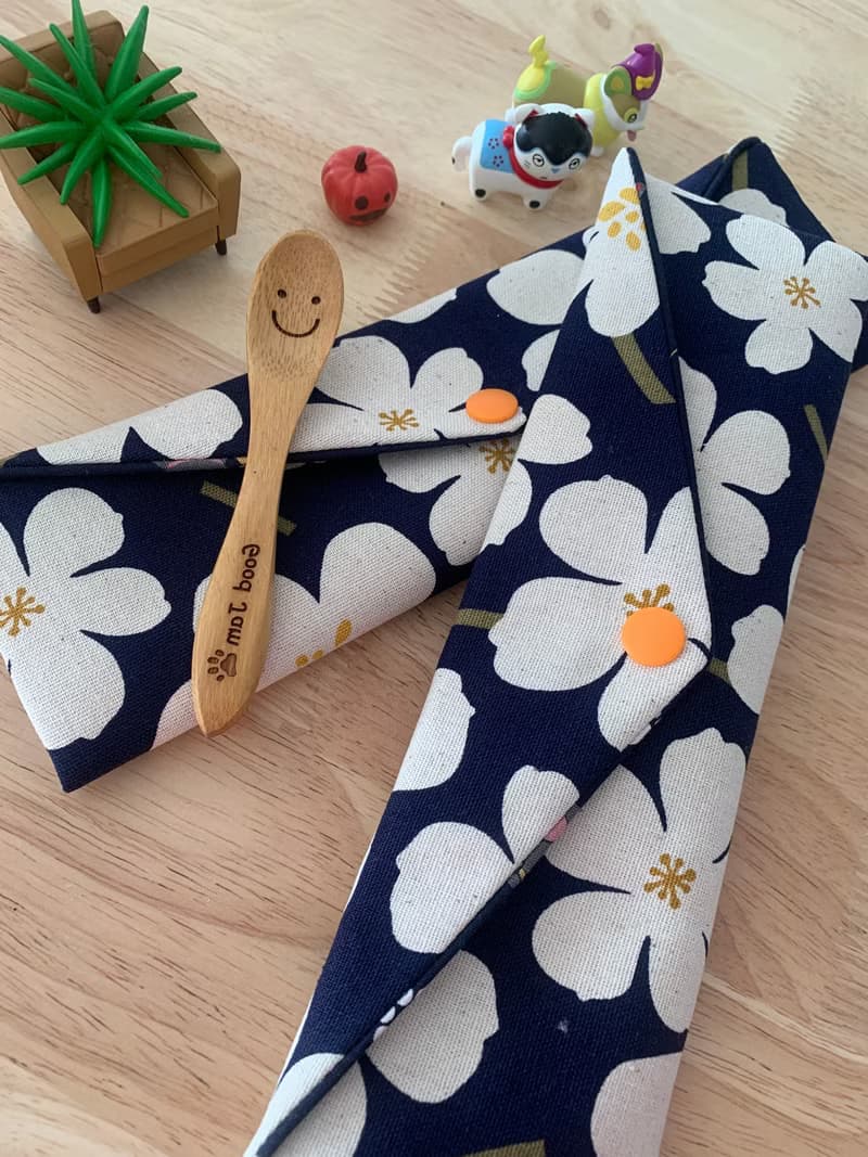 文青風環保純棉筷袋 花舞時節 氣質深藍 日本 潮物 收納 手作餐具