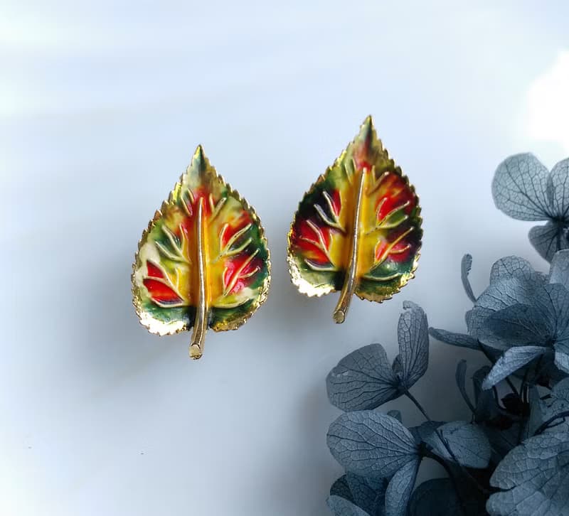【西洋古董飾品 】秋色氣息 葉子 夾式耳環