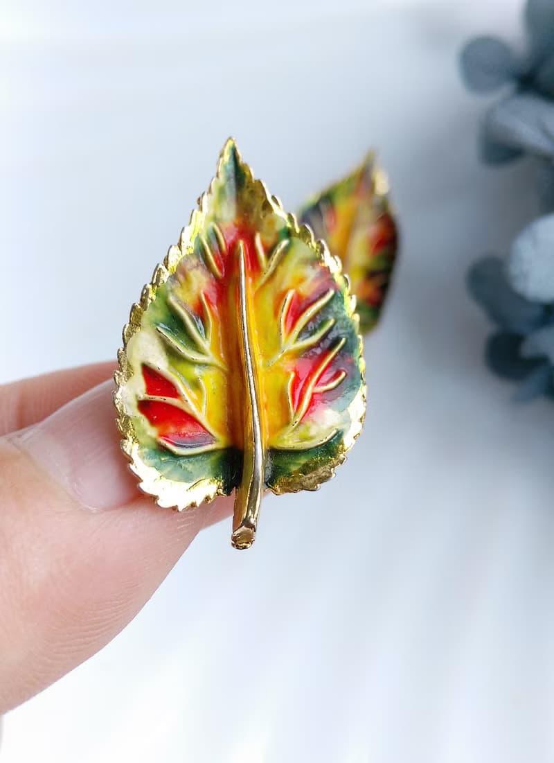 【西洋古董飾品 】秋色氣息 葉子 夾式耳環