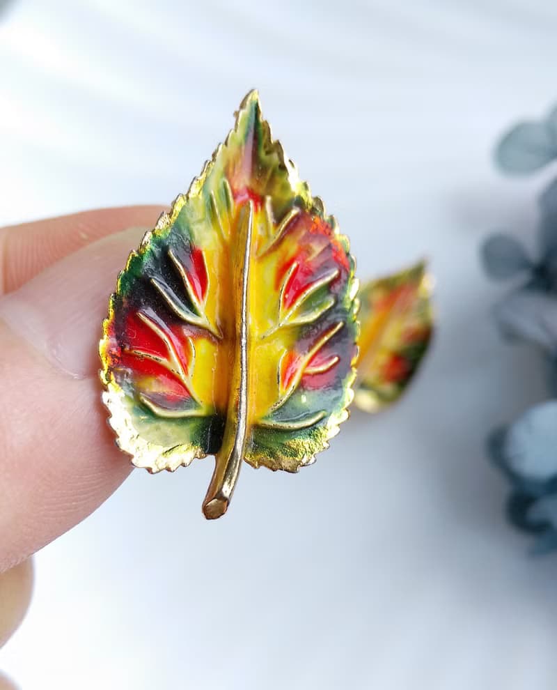 【西洋古董飾品 】秋色氣息 葉子 夾式耳環