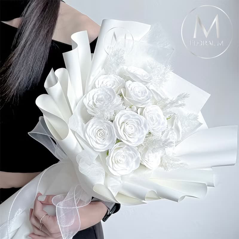 純潔的愛香水玫瑰花束