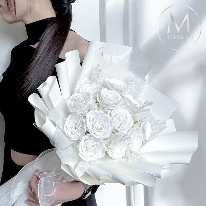 純潔的愛香水玫瑰花束