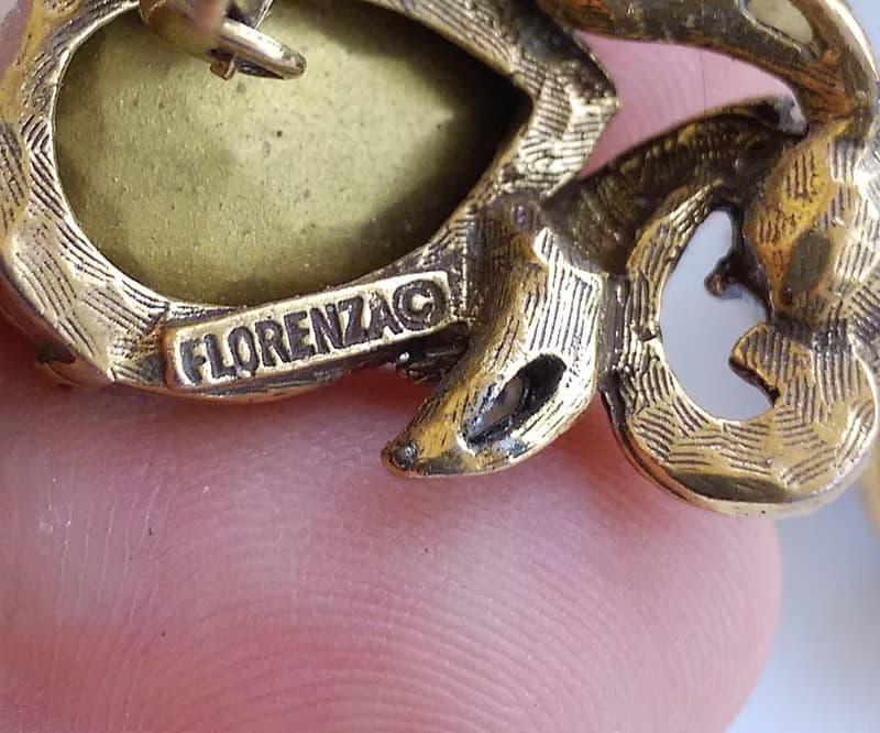 Vintage Jewelry 西洋古董飾品 FLORENZA 水滴綠鑽 夾式耳環