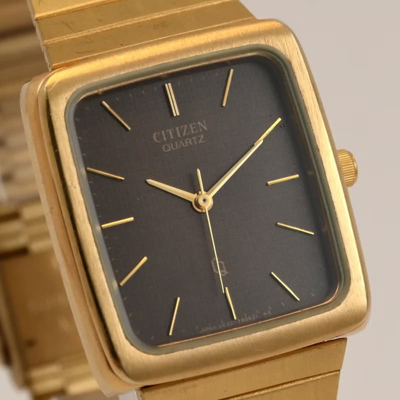CITIZEN CQ 男性用腕時計 ユニセックス クォーツ ブラウン文字盤 ゴールド 27mm タンクシェイプ 手錶 古董錶 日本直送