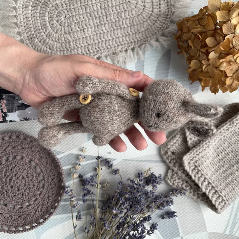 【數位】Bunny Zaki knitting pattern. English and Russian PDF.