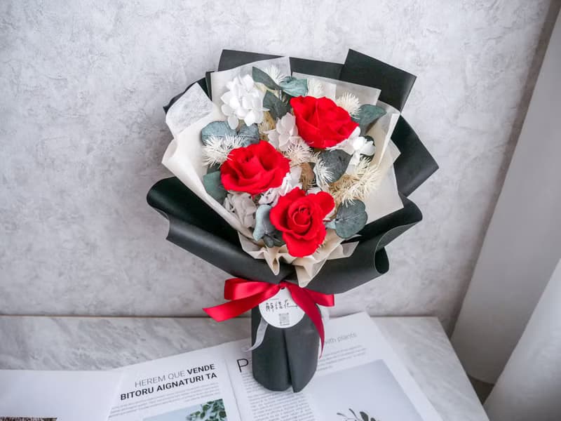 不凋紅玫瑰花束【愛情密語】永生花/告白/求婚/七夕情人節/畢業季