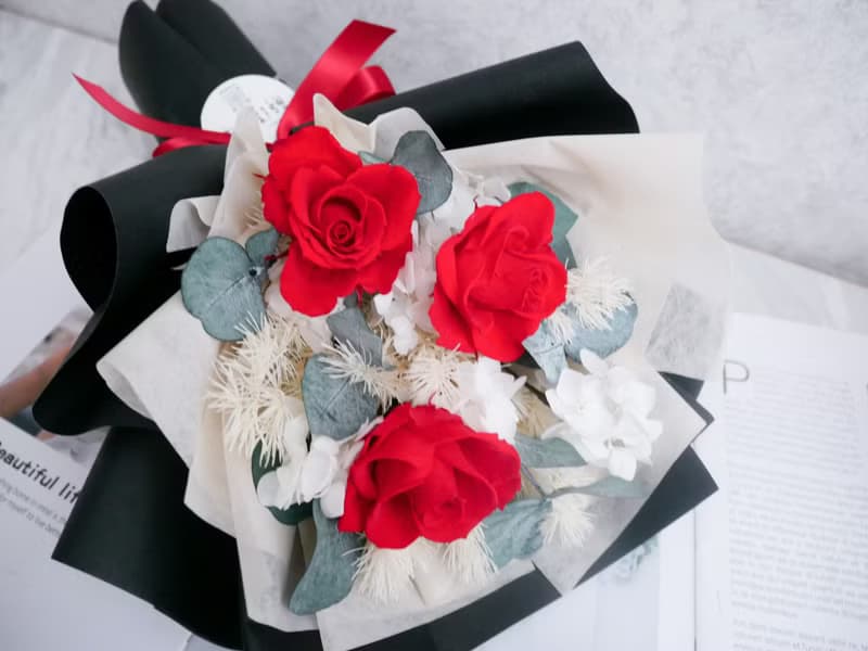 不凋紅玫瑰花束【愛情密語】永生花/告白/求婚/七夕情人節/畢業季