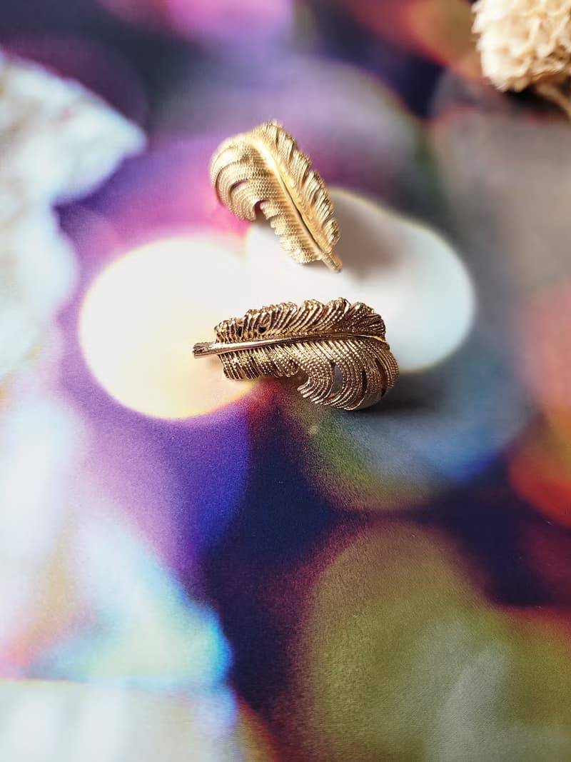 美國西洋古董飾品 /  coro 金色羽毛 夾式耳環 古著首飾