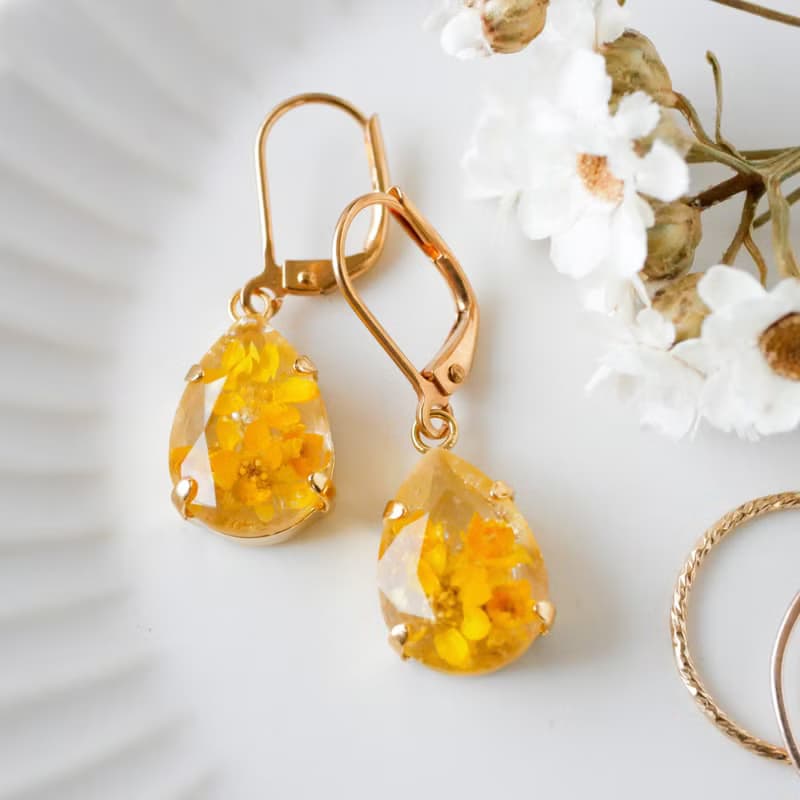 ビジュードロップ/本物のお花/ローダンセ入りピアス ・P462