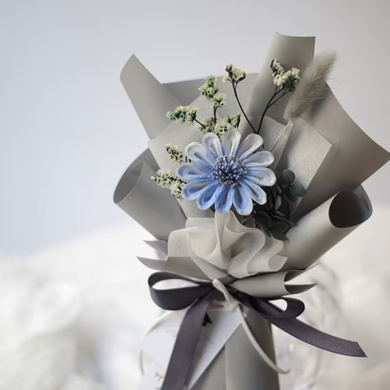 【艸弄Garden Lane Floral】畢業花束-留一抹無悔的青春-個性藍S