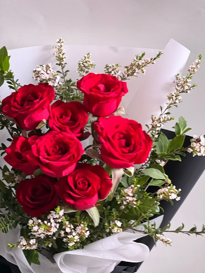 10朵紅玫瑰花束/玫瑰鮮花束/告白花束/情人節花束/生日花束