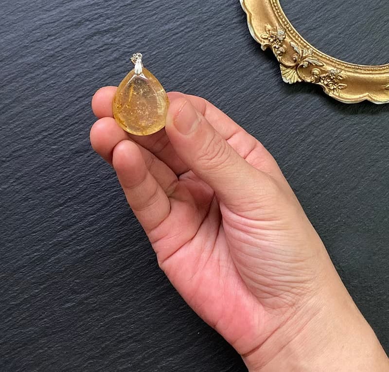 天然帶彩金髮晶 | 招財旺運 旺事業 七月保平安 | 925鈦鋼項鍊