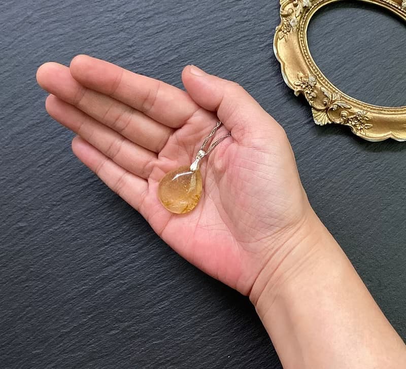 天然帶彩金髮晶 | 招財旺運 旺事業 七月保平安 | 925鈦鋼項鍊