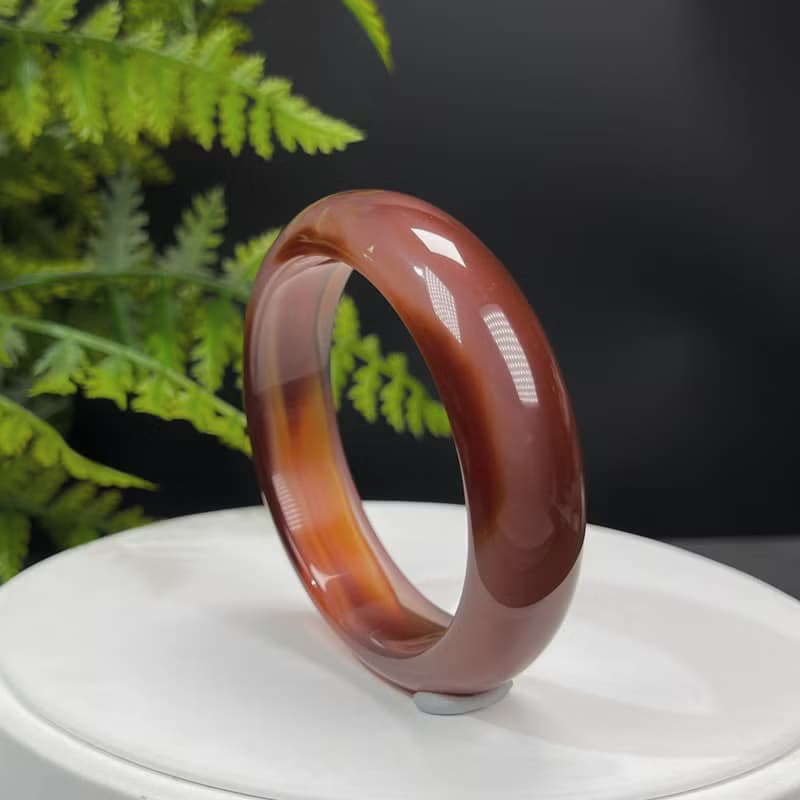 優質 馬達加斯加漸變紅瑪瑙手鐲 58MM 冰潤千層海浪紋 熱情喜慶