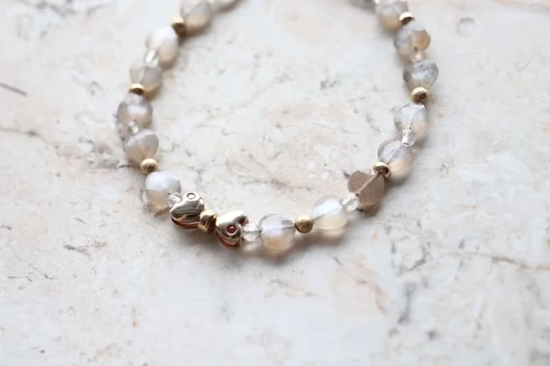 Journal-雙結之心 (銀光橙月光石)自留款蝴蝶結愛心925銀鍍金手鍊