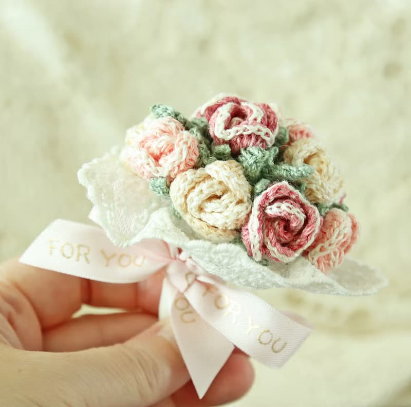 12朵玫瑰花束禮盒 永久保留人手編織 求婚訂情結婚禮物 新娘花球