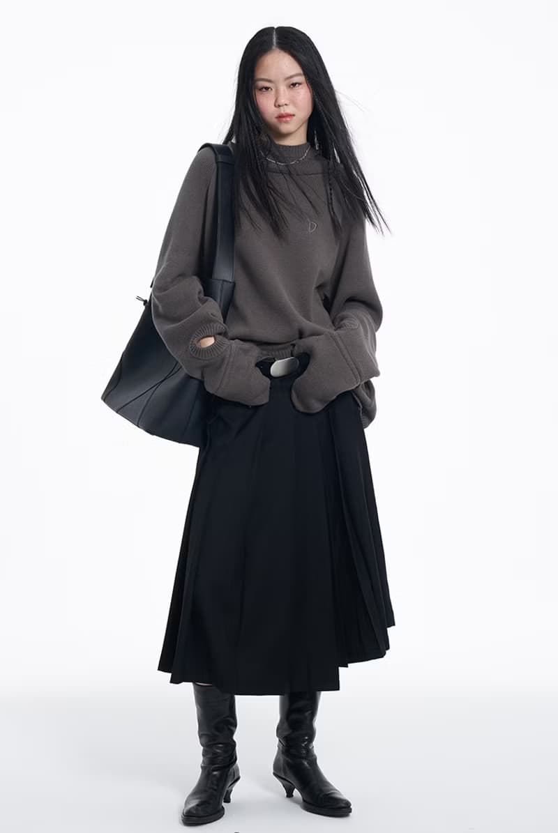 CONTINUE 手套連帽刺繡毛衣