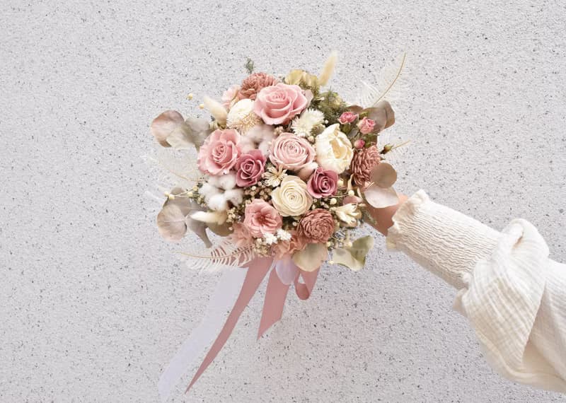 莫蘭粉玫瑰捧花 乾燥花 不凋花 捧花 結婚 新年 婚禮 新娘捧花聖