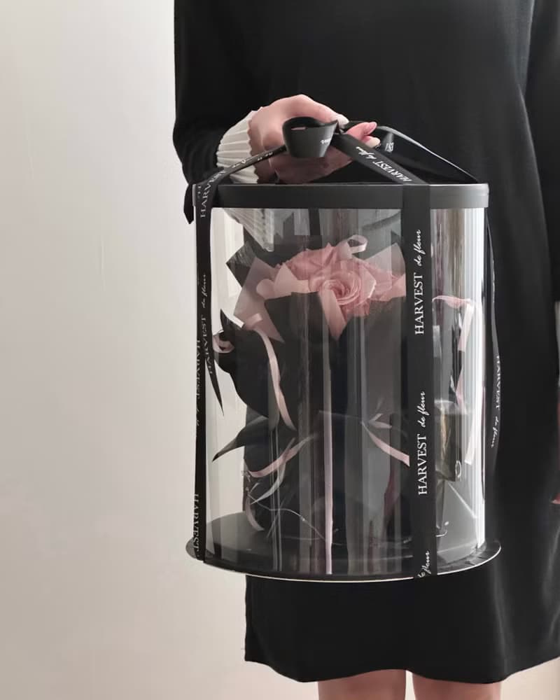 永生玫瑰花桶 抱抱桶花束 附燈串 情人節花束 告白花束 生日花束