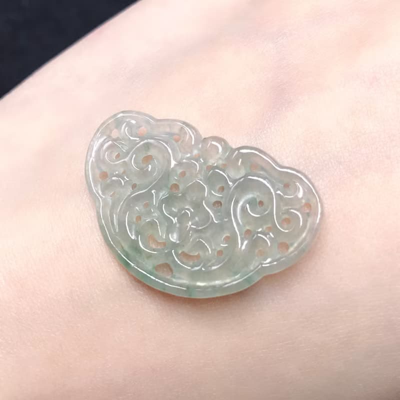 【願‧事事如意】冰種翡翠雕花如意 | 天然A貨翡翠 | 送禮