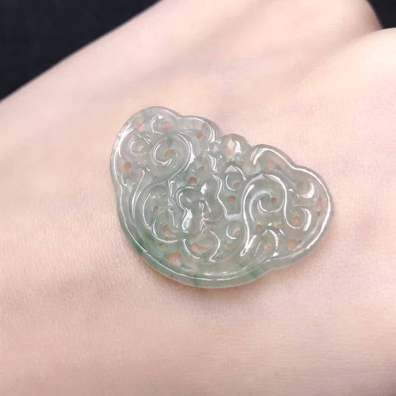 【願‧事事如意】冰種翡翠雕花如意 | 天然A貨翡翠 | 送禮