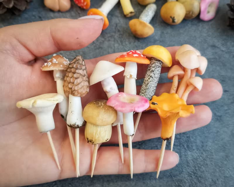 蘑菇玻璃容器套裝 10 件魔法快樂微型蘑菇有趣的植物樁