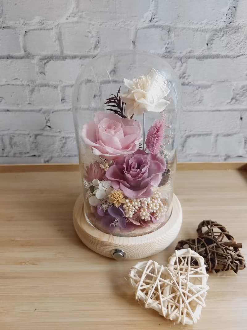 永生花玻璃罩.花盅小夜燈 祝賀花禮 生日.情人節.母親節.畢業