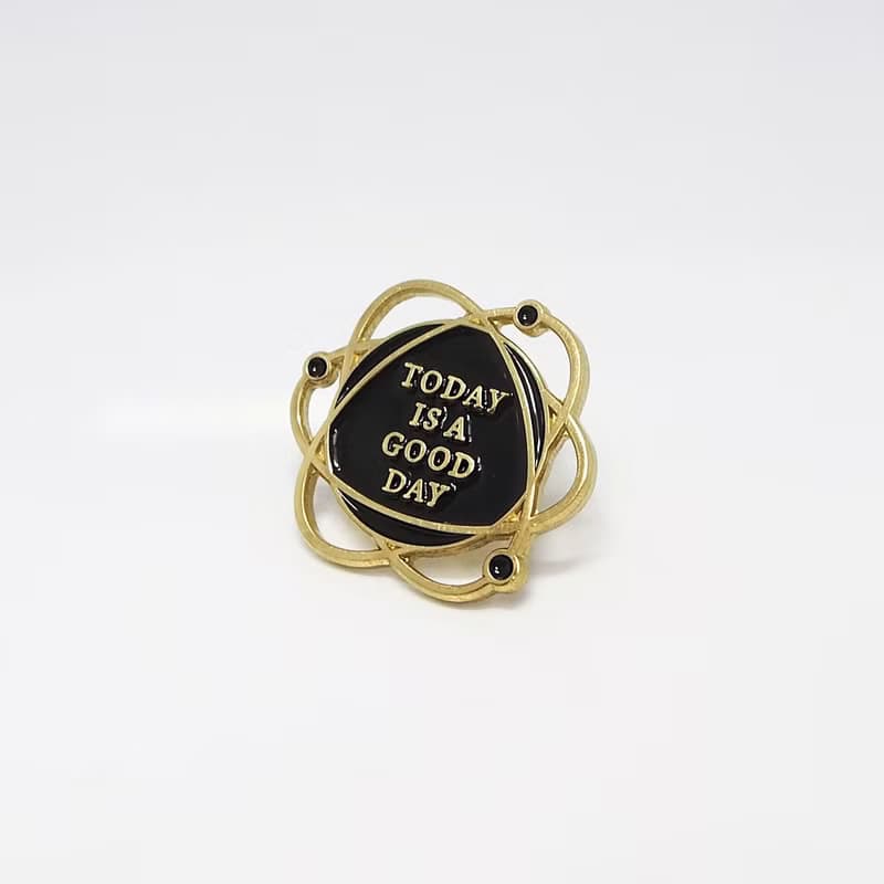 No.102 TODAY IS A GOOD DAY BROOCH 好日珐瑯胸針 - 黑色