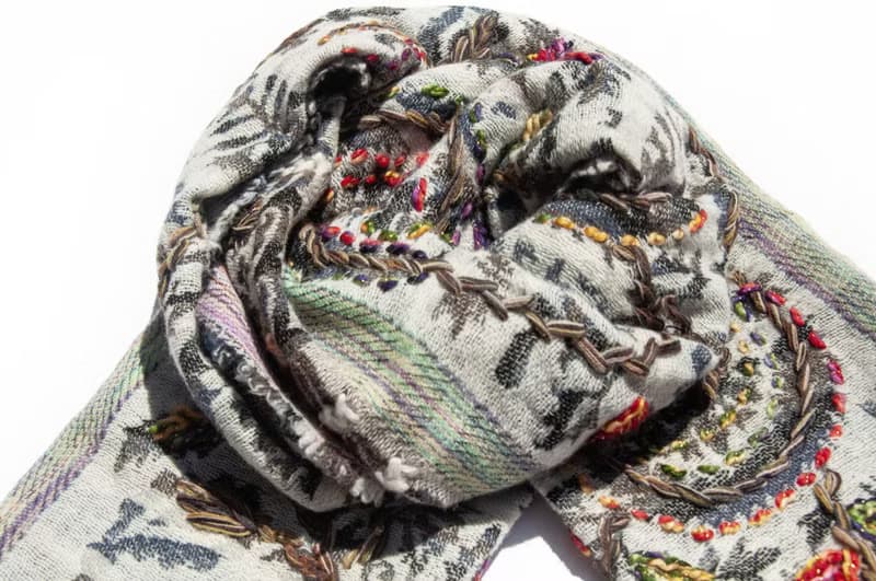 喀什米爾Cashmere/水煮羊毛披肩/針織圍巾/刺繡圍巾/羊絨披巾-花