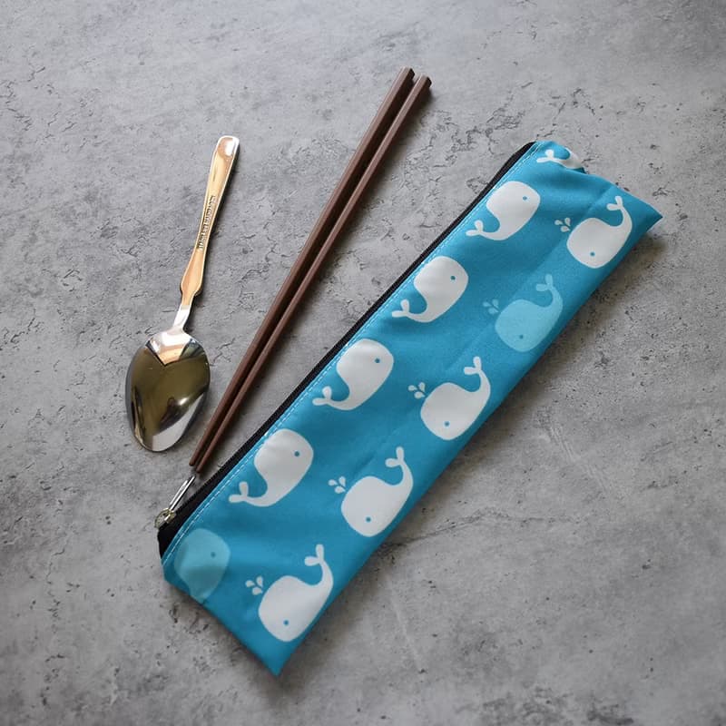 外出餐具組(筷袋+筷子+湯匙)_鯨魚