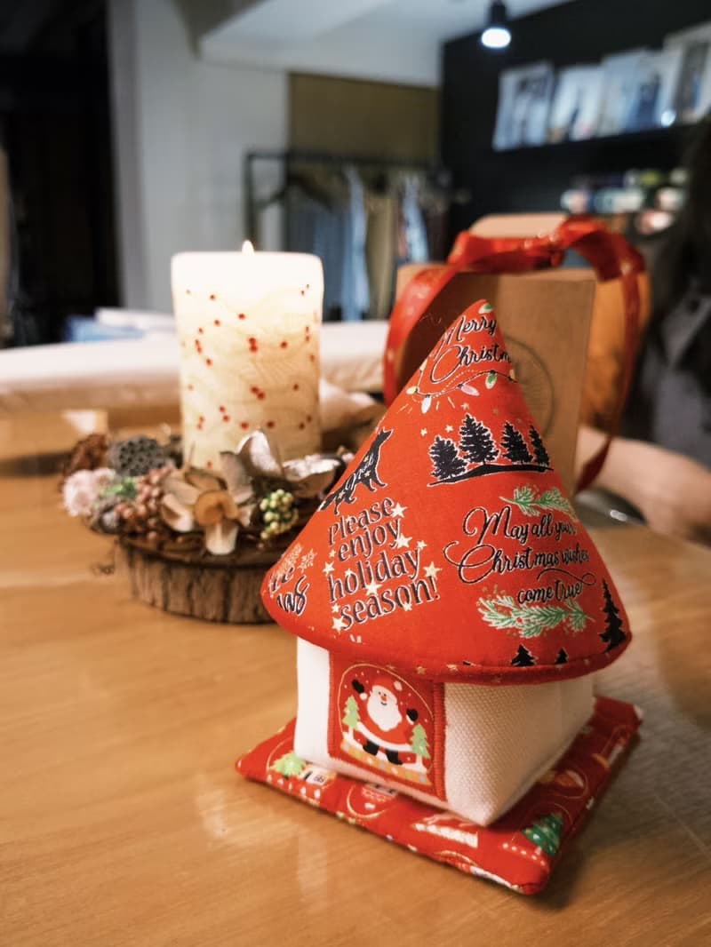 聖誕精靈小屋  收納