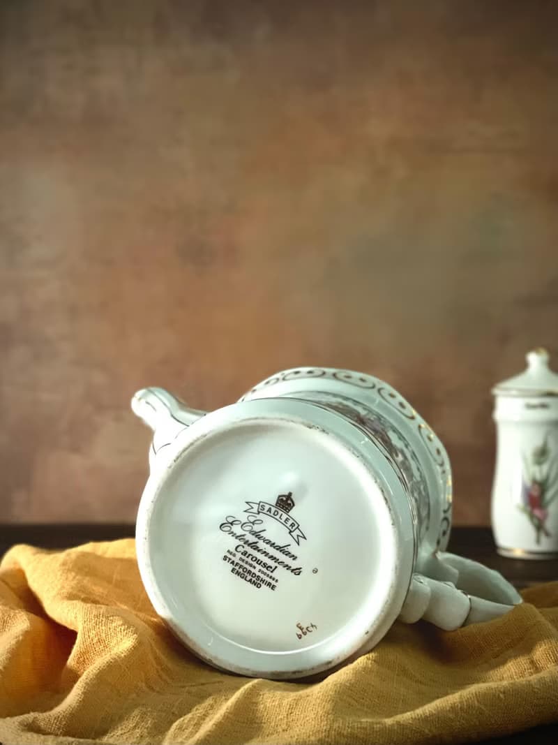 英國骨瓷Sadler旋轉木馬茶壺,咖啡壺