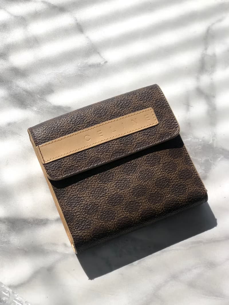 【 日本直送　名牌中古包 】CELINE セリーヌ マカダム ブランドロゴ レザー 二つ折り 財布 ブラウン vintage ヴィンテージ b55fgb