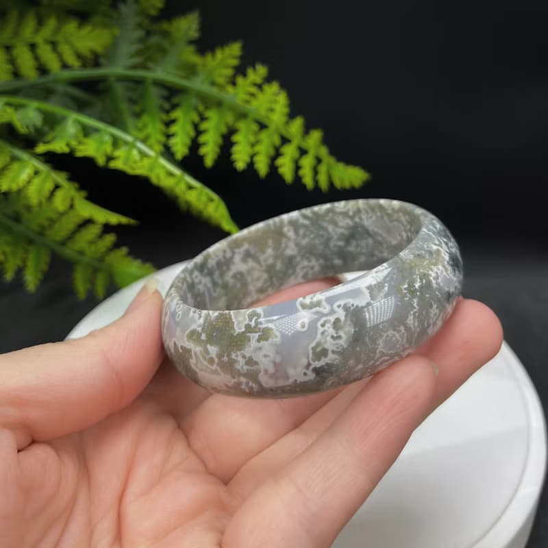 獨特水草瑪瑙手鐲 58MM 淺綠飄花苔蘚玉髓手環 清新怡人 樂觀向上