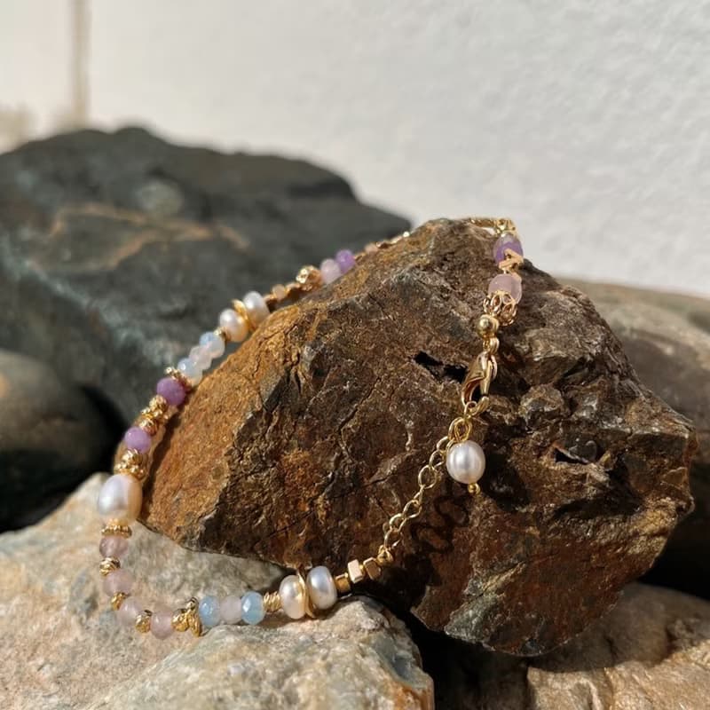 【六月生日石】巨蟹座 | 薰衣草紫晶月光石珍珠水晶手鍊 長度可調