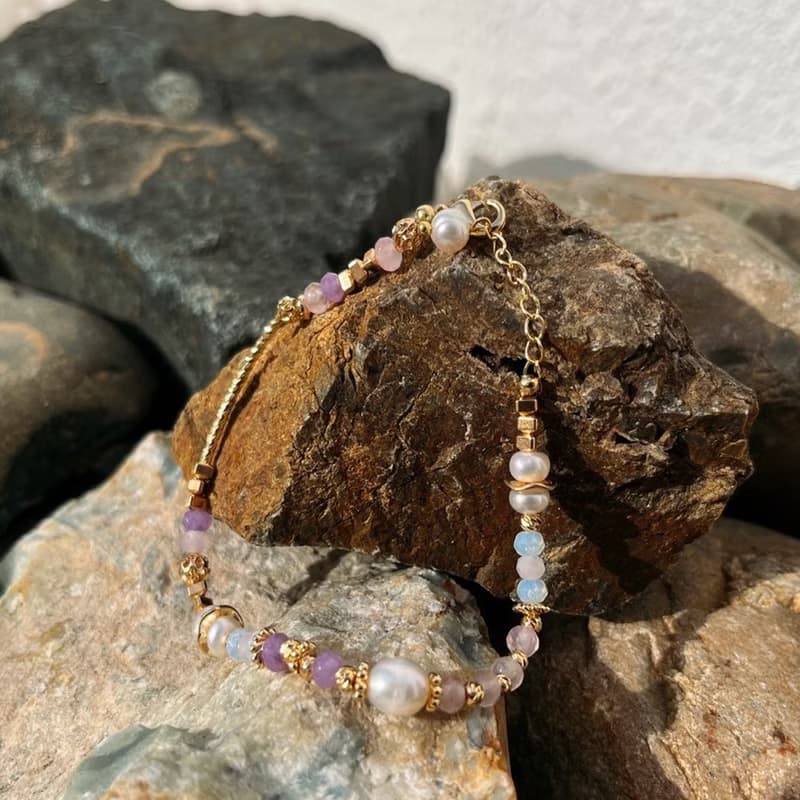 【六月生日石】巨蟹座 | 薰衣草紫晶月光石珍珠水晶手鍊 長度可調