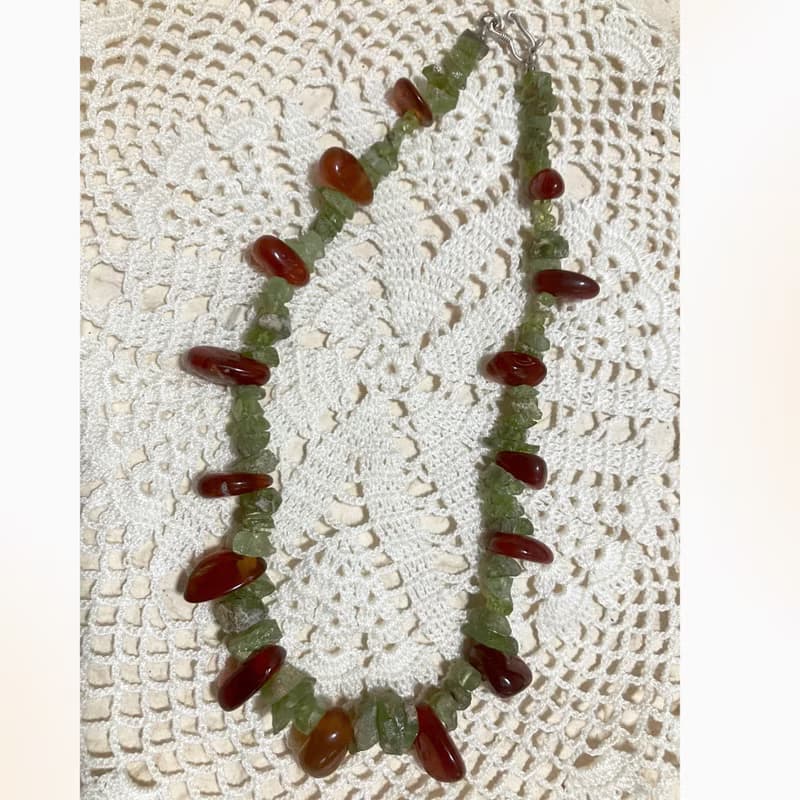 Peridot and Agate  minimalist healing gemstone Necklace 給媽媽的幸運石項鍊
