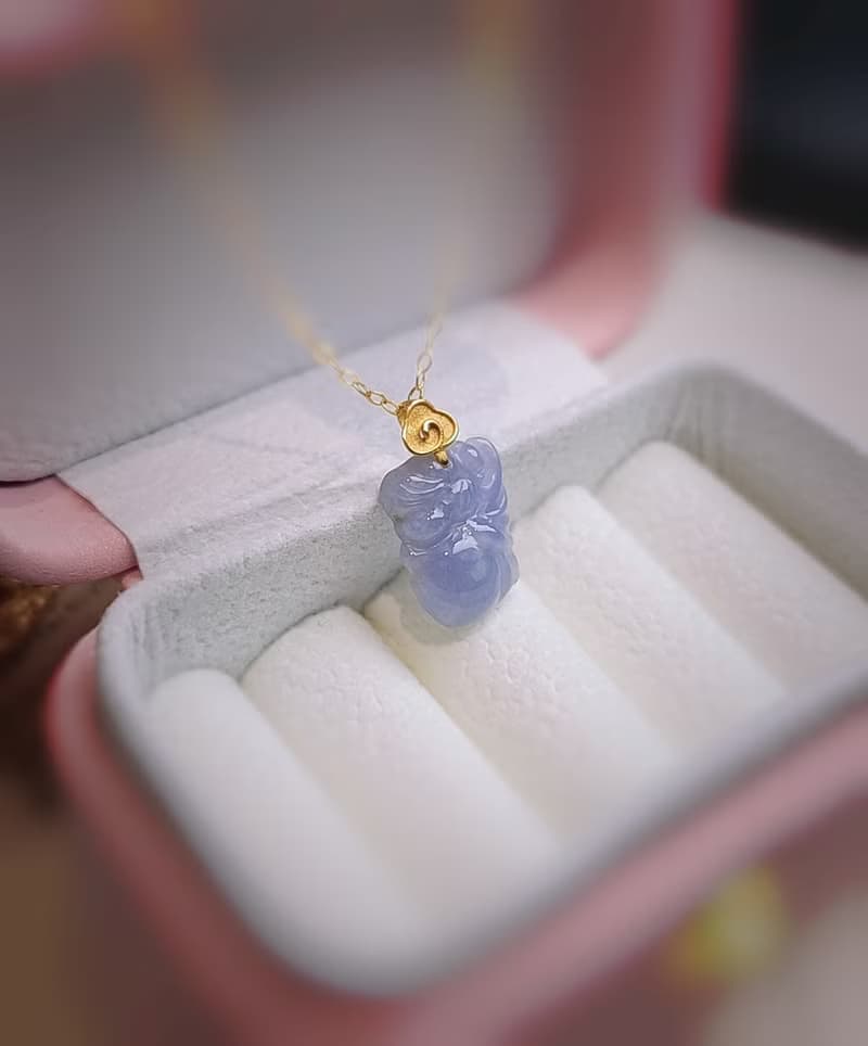 貴人•桃花•貴氣|18k真金濃紅紫小天使仙子|緬甸A貨翡翠吊墜