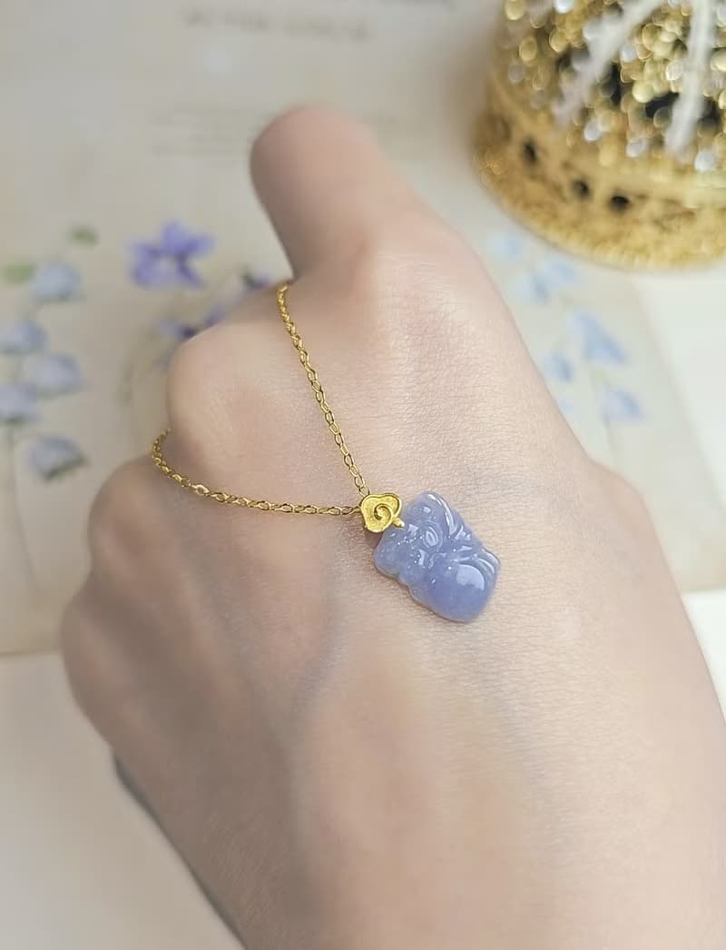 貴人•桃花•貴氣|18k真金濃紅紫小天使仙子|緬甸A貨翡翠吊墜