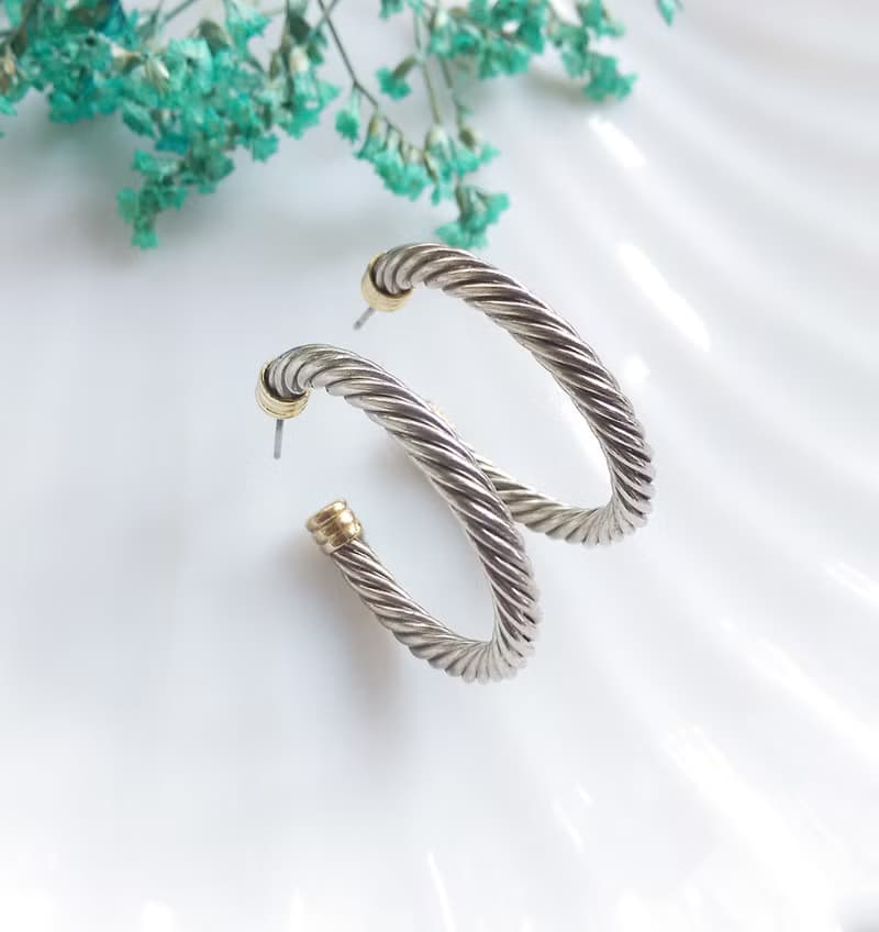 Vintage Jewelry 西洋古董飾品 銀色調 簡約 扭旋C圈 針式耳環